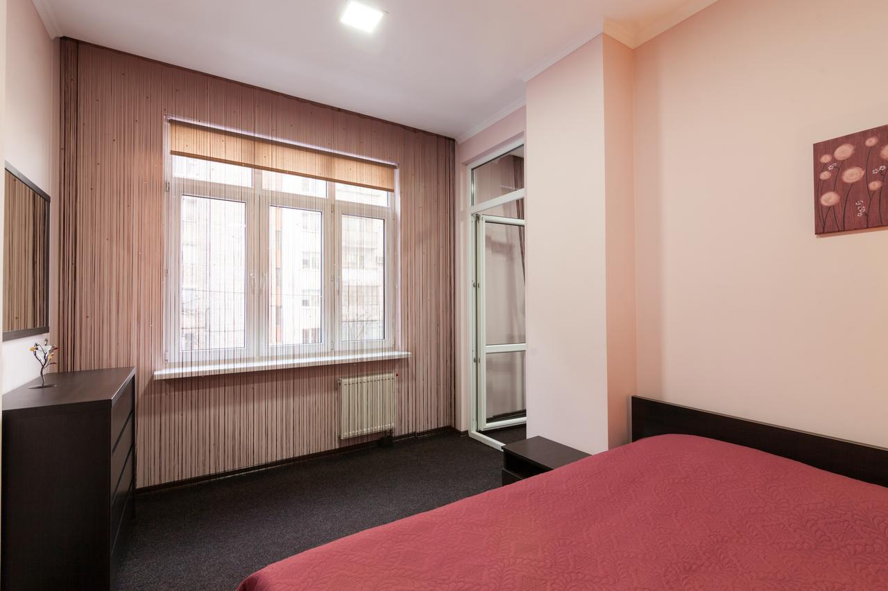 Lux Apart Lviv Apartments Luaran gambar